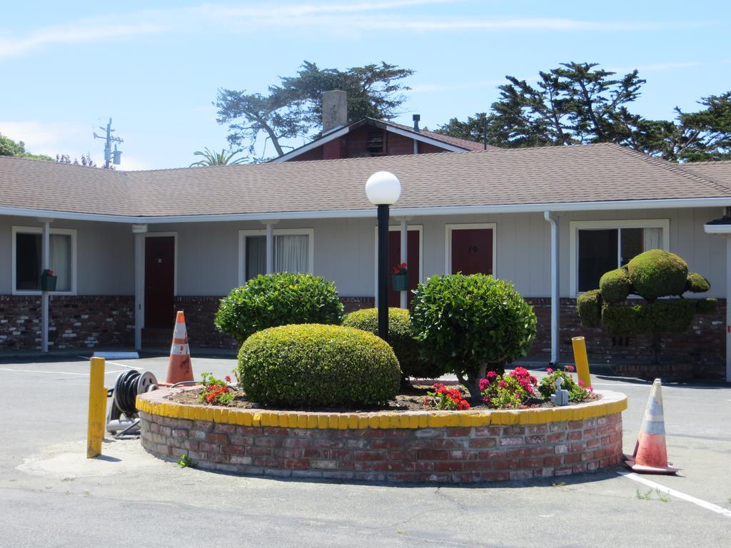 Old Marina Inn Exterior foto